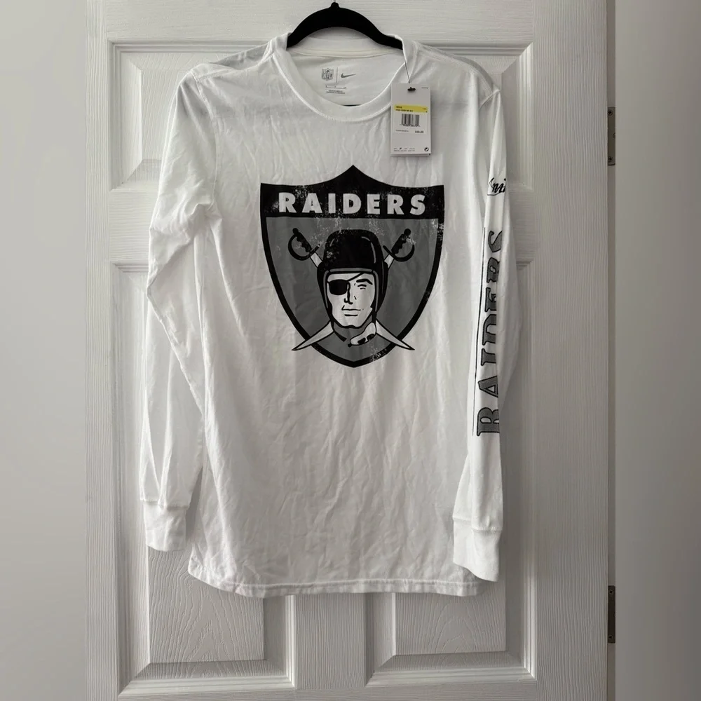 Nike Men’s NWT Las Vegas Raiders NFL Long Sleeve T-Shirt Size Small